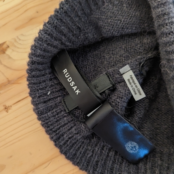 Rudsak Winter Hat. NWT. - Picture 4 of 10